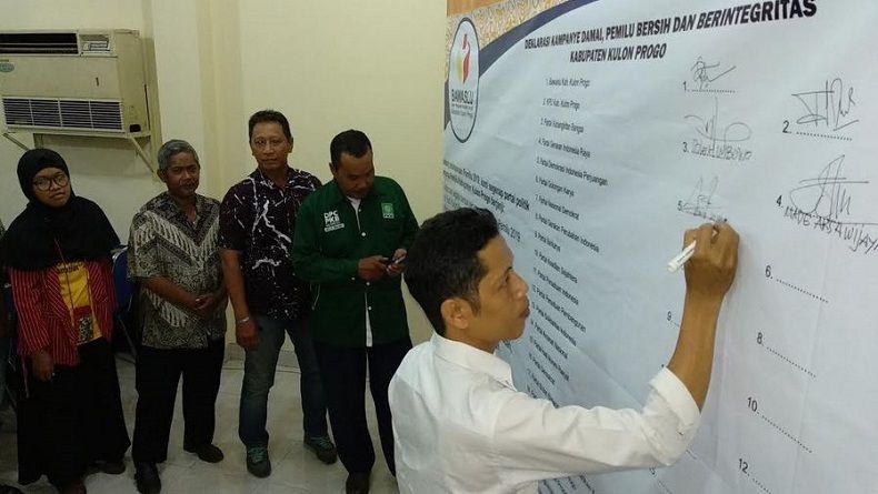 Bawaslu Kulonprogo Ajak Parpol Deklarasikan Kampanye Damai dan Bersih