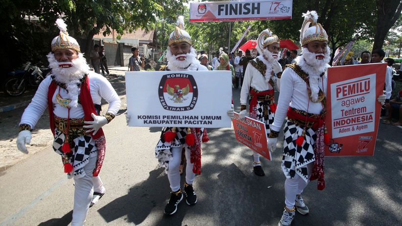 Deklarasi Damai Peserta Pemilu 2019 di Jawa Timur Deklarasi Damai Peserta Pemilu 2019 di Jawa Timur