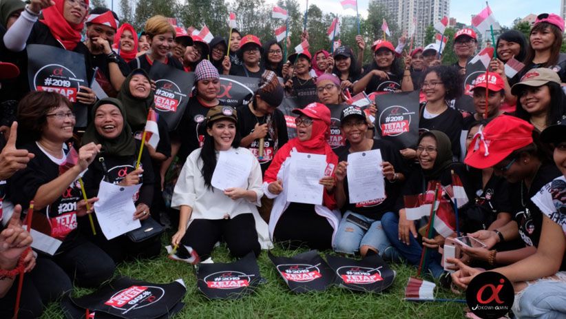 Tim Alpha dan Pekerja Migran di Hong Kong Dukung Jokowi-Ma'ruf Amin - Bagian 1