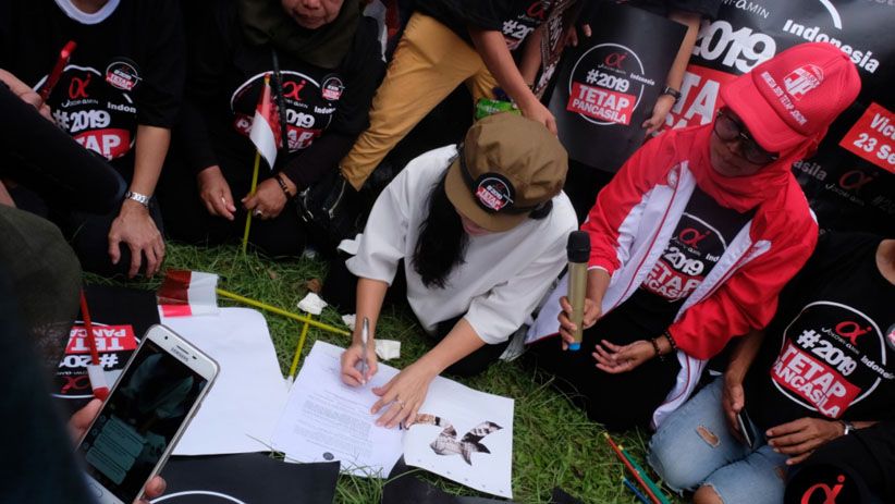 Tim Alpha dan Pekerja Migran di Hong Kong Dukung Jokowi-Ma'ruf Amin - Bagian 4