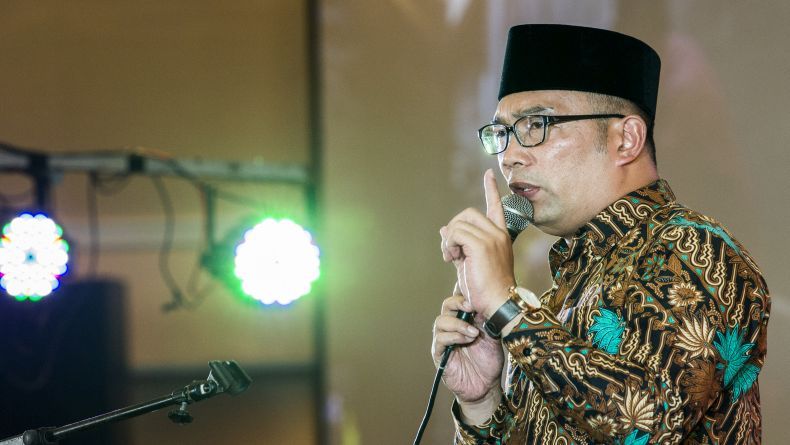 title Pembakaran Bendera Tauhid, Emil: Apapun Niatnya Saya Kira Itu Tak Baik Pembakaran Bendera Tauhid, Emil: Apapun Niatnya Saya Kira Itu Tak Baik
