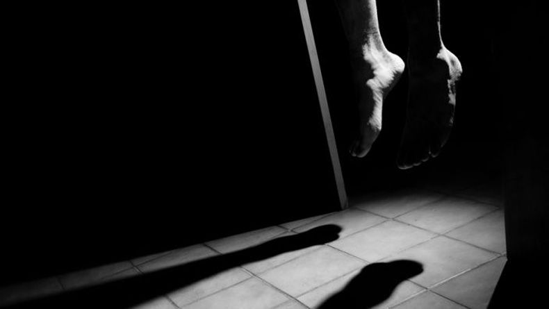 Diduga Lantaran Putus Cinta, Mahasiswi di Jambi Nekat Gantung Diri