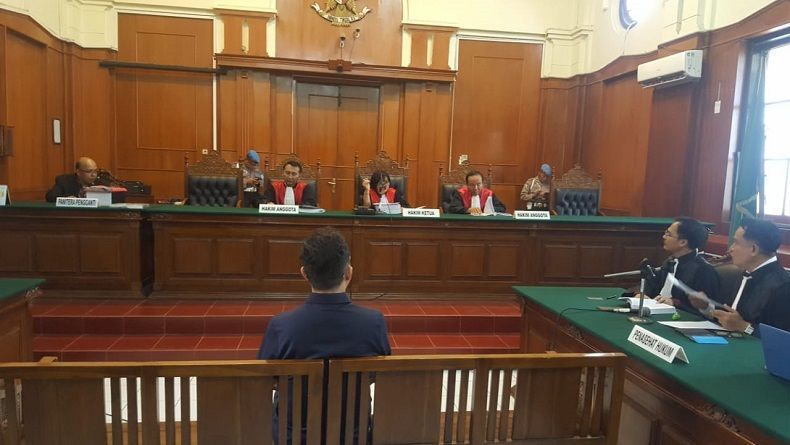 Henry J Gunawan Janji Serahkan Pasar Turi ke Pemkot Surabaya