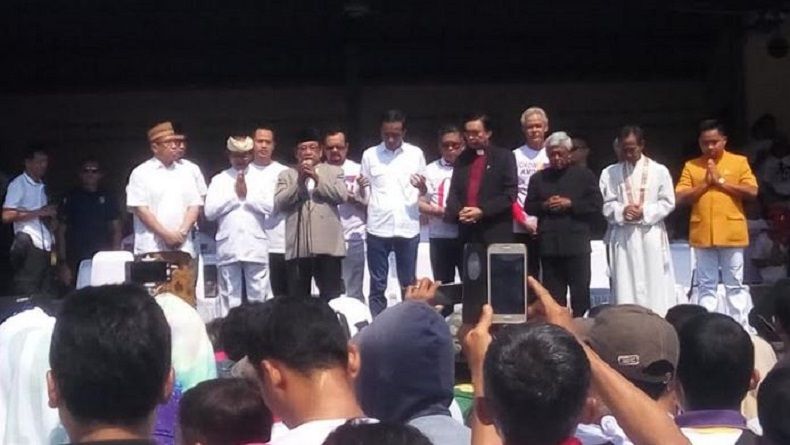 title Dari Solo, Jokowi Pimpin Doa bagi Korban Gempa di Donggala dan Palu Dari Solo, Jokowi Pimpin Doa bagi Korban Gempa di Donggala dan Palu