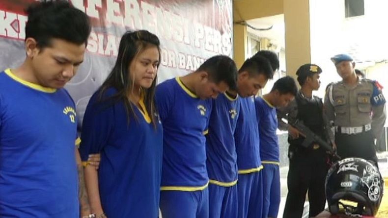 title 2 Tahun Tak Juga Bayar Utang Rp7 juta, Pria Ini Diculik 6 Orang 2 Tahun Tak Juga Bayar Utang Rp7 juta, Pria Ini Diculik 6 Orang