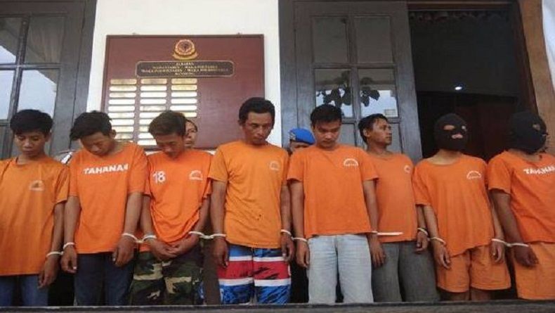 title Polisi Kembali Tangkap 6 Pelaku Pengeroyokan Haringga Polisi Kembali Tangkap 6 Pelaku Pengeroyokan Haringga