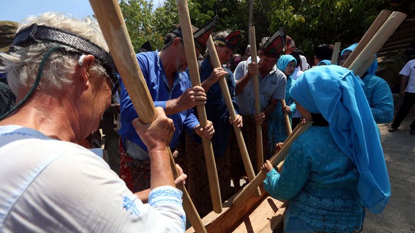 Peserta Wonderful Sail Indonesia Menikmati Keindahan Pulau Noko Bawean Peserta Wonderful Sail Indonesia Menikmati Keindahan Pulau Noko Bawean