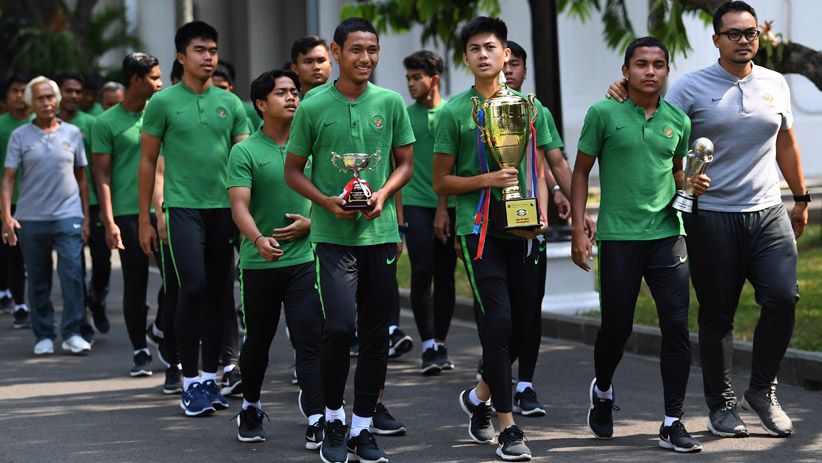 Presiden Jokowi Apresiasi Prestasi Timnas Indonesia U-16  - Bagian 5