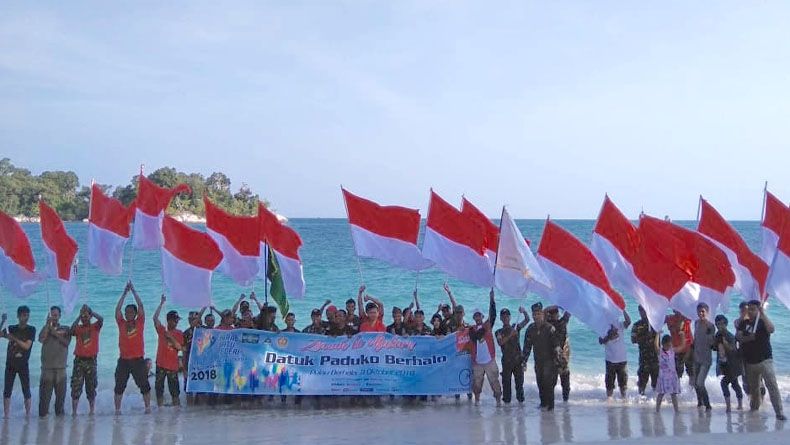 title Jaga Budaya Leluhur, Tim Kirab Satu Negeri Ziarahi Makam Raja Jambi Jaga Budaya Leluhur, Tim Kirab Satu Negeri Ziarahi Makam Raja Jambi