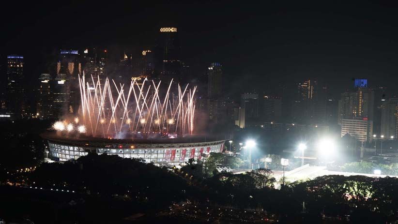 Pesta Kembang Api Meriahkan Pembukaan Asian Para Games 2018  - Bagian 3