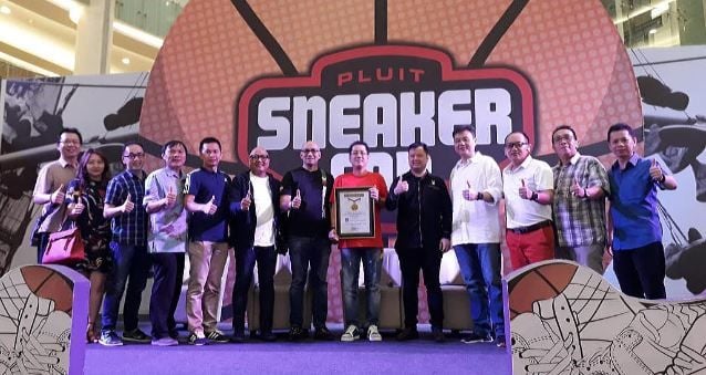 ACC Pecahkan Rekor MURI Mobil  City Car  dengan  Sneaker 