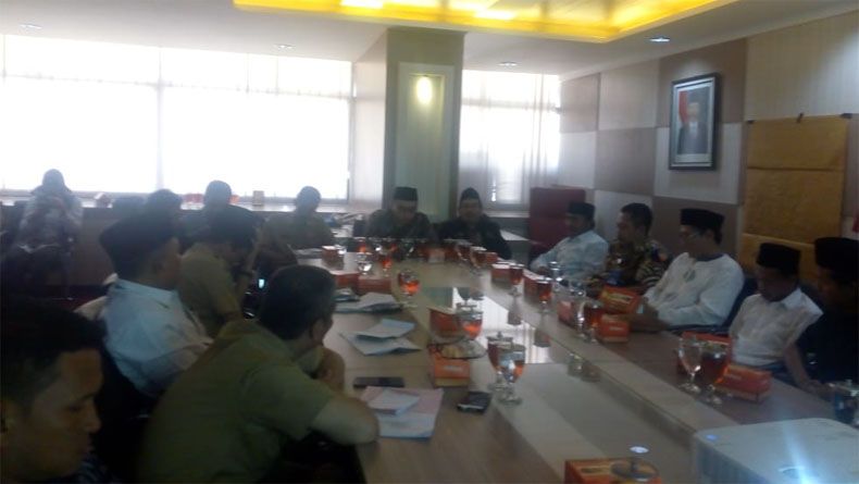 title DPRD Jateng Minta Pemda Buat Regulasi Anggaran Madrasah dan Ponpes DPRD Jateng Minta Pemda Buat Regulasi Anggaran Madrasah dan Ponpes