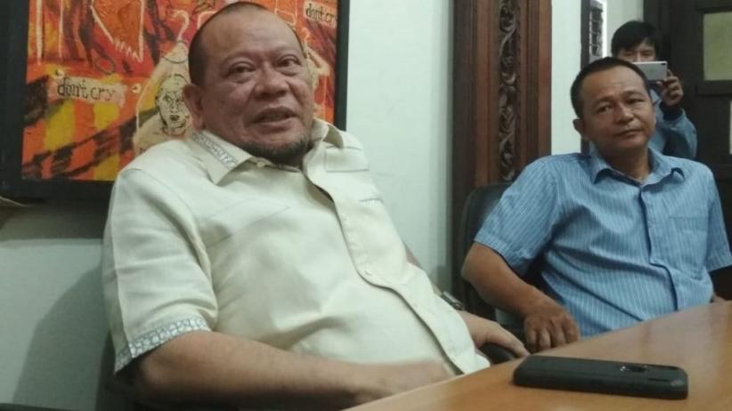 title Trauma dengan Prabowo, La Nyalla Putar Haluan Dukung Jokowi Trauma dengan Prabowo, La Nyalla Putar Haluan Dukung Jokowi