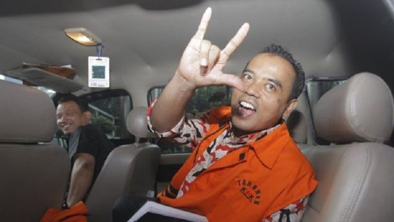 Bupati Purbalingga Tasdi Didakwa Terima Suap dan Gratifikasi