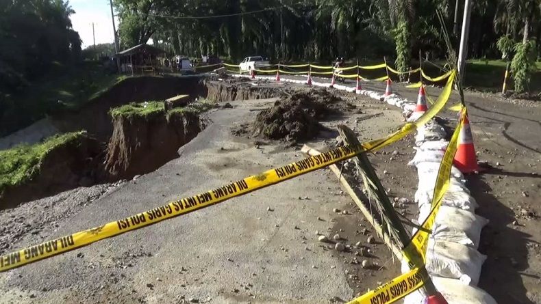 Pemprov Sumsel Kebut Perbaikan Jalan Palembang hingga Jambi