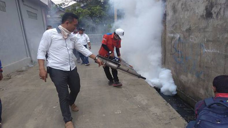 3 Warga Kena DBD, Perindo Fogging Ratusan Rumah di Sekip Palembang