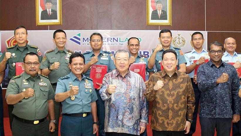 Modernland Hibahkan 10 Ambulans untuk Pelayanan Kesehatan TNI kepada Rakyat - Bagian 1