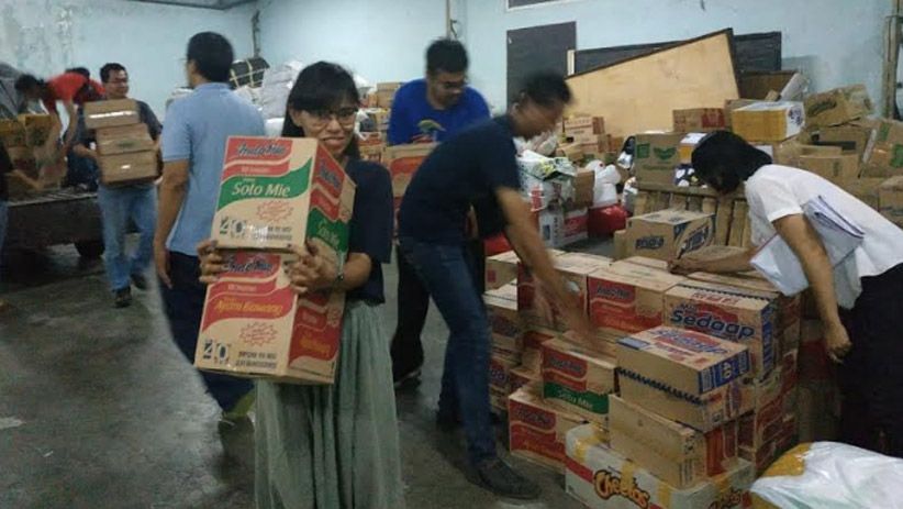 Alumni Unika Atma Jaya Salurkan Bantuan untuk Korban Gempa Palu - Bagian 1