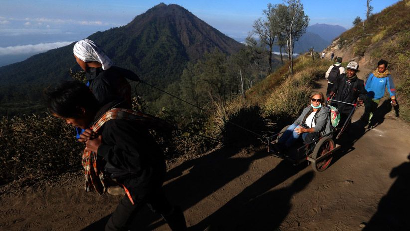 Kawah Ijen, Destinasi Wisata Bumi Blambangan yang Diminati Turis Mancanegara - Bagian 8