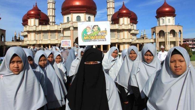 1.000 Santri di Aceh Barat Dapat Rp1 Juta per Orang dari Pemkab