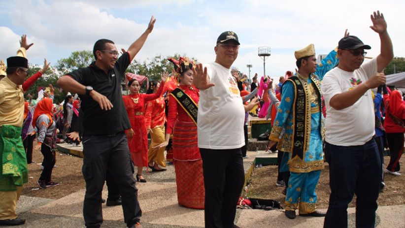 Launching Tarian Ahoi di Festival Pesona Lokal, Warga Medan Bersuka Cita - Bagian 2