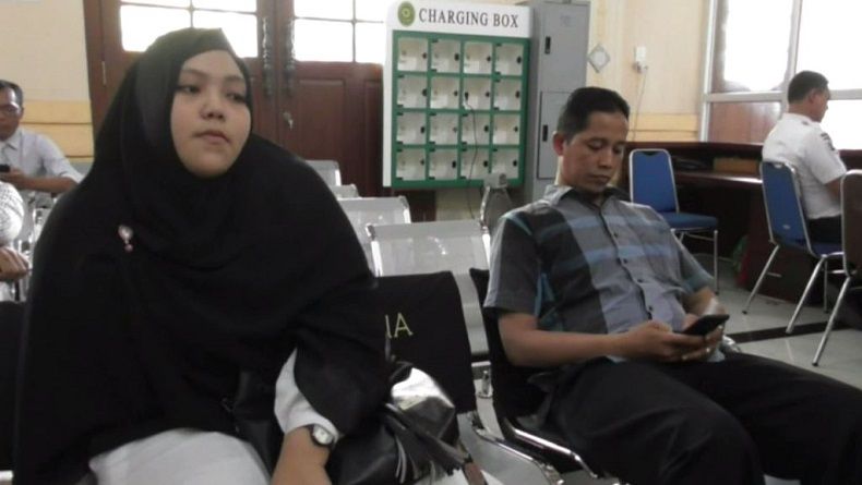 title Jadi Korban Kekerasan, Guru di Medan Gugat Orang Tua Murid Rp10 Miliar Jadi Korban Kekerasan, Guru di Medan Gugat Orang Tua Murid Rp10 Miliar