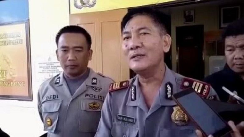 Guru di Garut Hajar dan Sundut Rokok ke Siswa SD yang Tak Buat PR