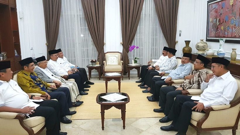 Foto-Foto Pertemuan Tertutup Wapres JK dengan Pimpinan Ormas Islam - Bagian 1