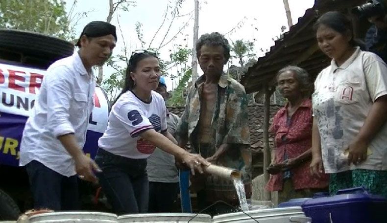Warga Gunungkidul Antusias Sambut Bantuan Air Bersih Caleg Perindo