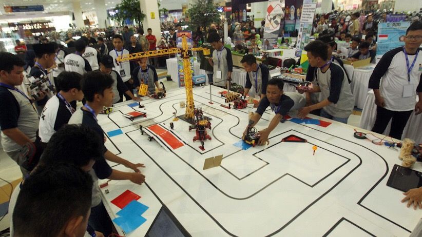 Ratusan Pelajar Ikut Kompetisi Robotik Madrasah 2018 - Bagian 2