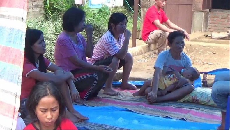 7 Kali Diguncang Gempa Bumi, Warga Mamasa Mengungsi dan Tidur di Tenda