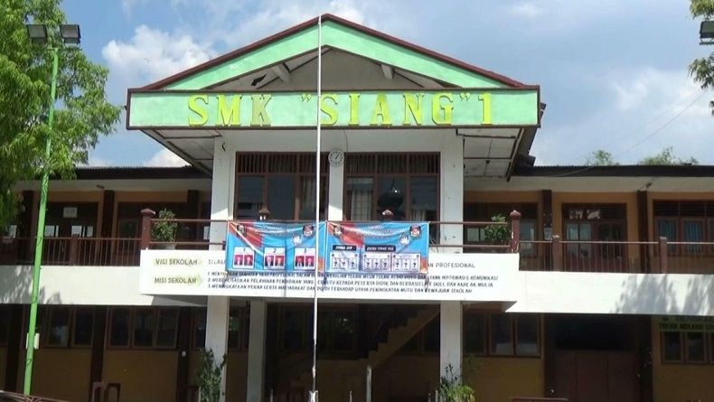 title Viral Video Kekerasan Siswa di Toilet, Polres Bojonegoro Kejar Pelaku Viral Video Kekerasan Siswa di Toilet, Polres Bojonegoro Kejar Pelaku