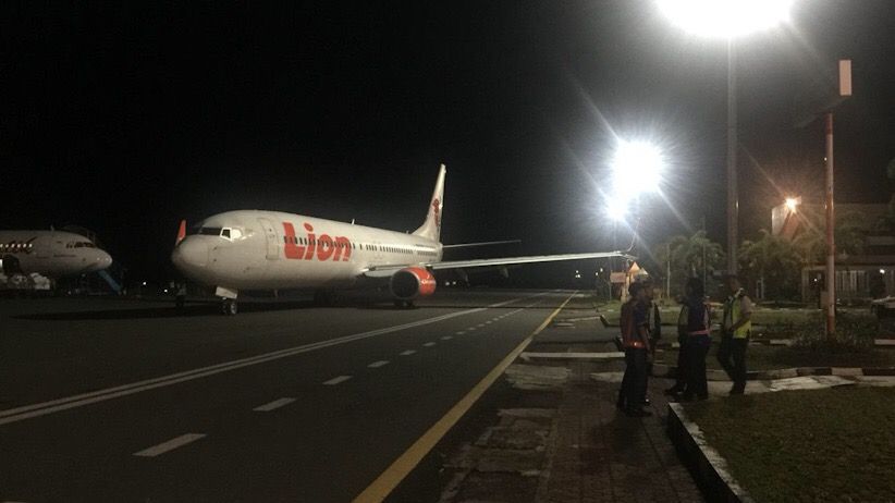 Penampakan Sayap Pesawat Lion Air JT 633 Hancur Tabrak Tiang Lampu - Bagian 4