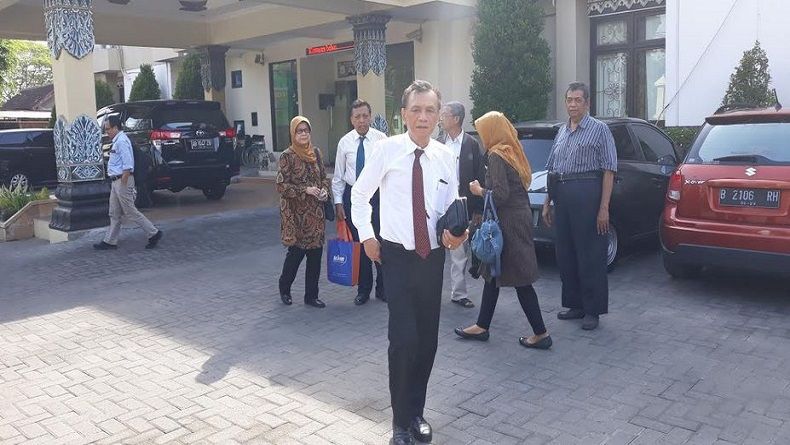 title 4 Dosen UGM Bebas Tuduhan Korupsi, Aset dan Uang Rp1,8 M Dikembalikan 4 Dosen UGM Bebas Tuduhan Korupsi, Aset dan Uang Rp1,8 M Dikembalikan