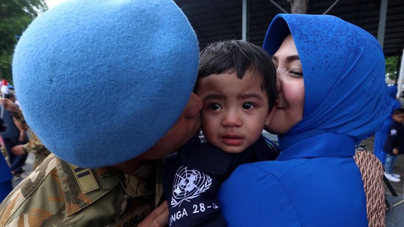 KRI Usman Harun-359 Bawa Pasukan Perdamaian PBB Tiba di Koarmada II - Bagian 5