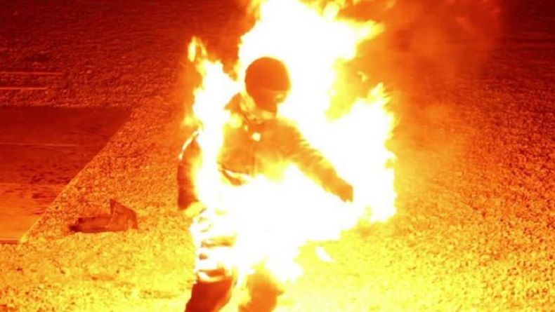 Wanita di Batang Terbakar di Kamar Kos, Teman Prianya Kabur Telanjang