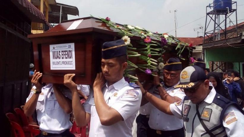 title Jenazah Korban Lion Air Capt Muas Effendi Nasution Tiba di Medan Jenazah Korban Lion Air Capt Muas Effendi Nasution Tiba di Medan
