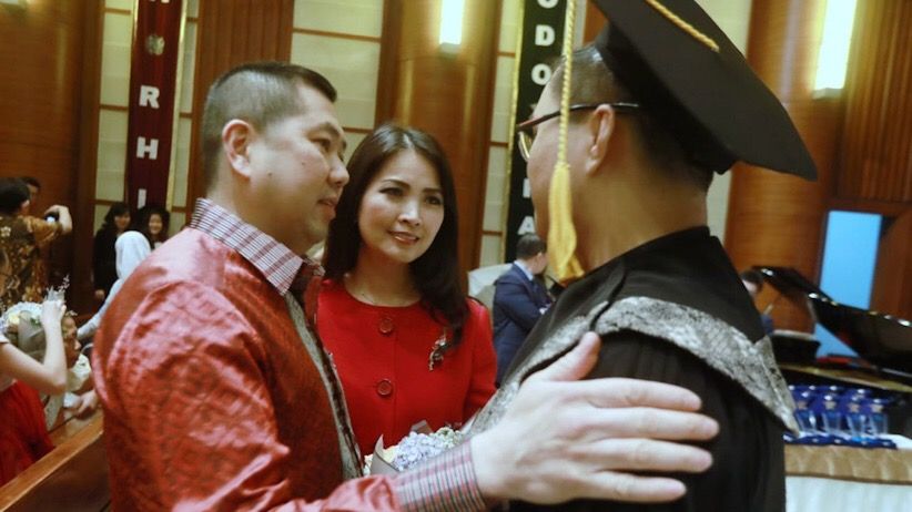 HT Hadiri Wisuda Warren Haryputra Tanoesoedibjo di IPEKA - Bagian 2