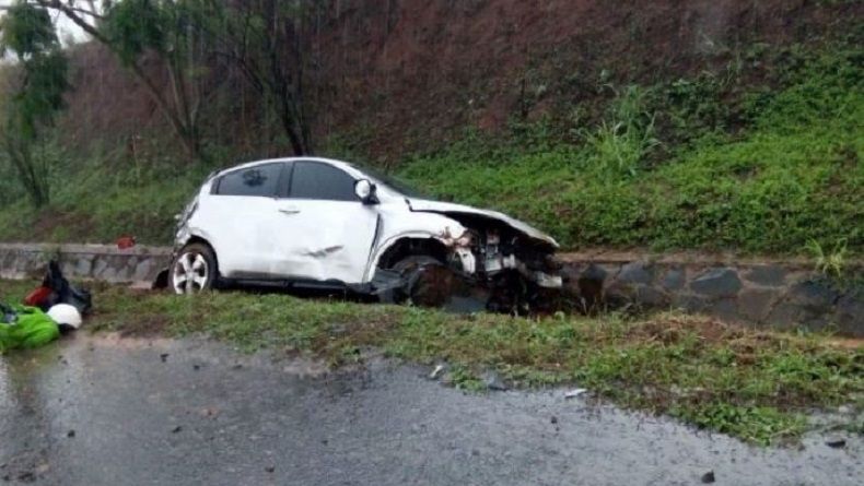 Mobil Terbalik dan Tabrak Tembok di Tol Cipali Subang, 1 Tewas