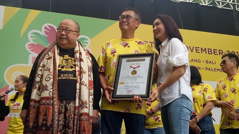 Gelar Festival Pesona Lokal di 9 Kota, Adira Finance dan iNews Raih MURI - Bagian 2