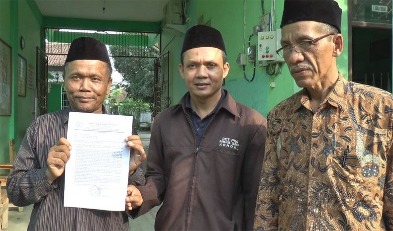 Beredar Video Siswa SMK NU Kaliwungu Kendal Keroyok Guru di Kelas
