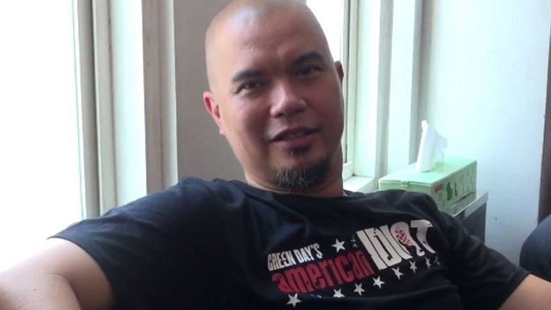 Kasus Pencemaran Nama Baik, Dhani Serahkan Barang Bukti ke Polisi