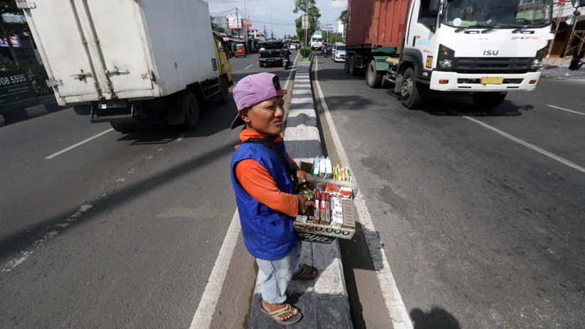 Potret Para Pekerja Keras Bertubuh Mini - Bagian 6