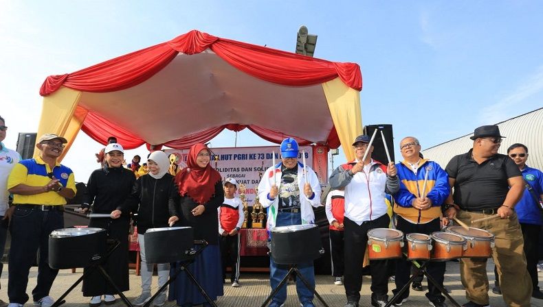 title Wali Kota Oded Minta Guru di Bandung Bergaya Hidup Sehat Wali Kota Oded Minta Guru di Bandung Bergaya Hidup Sehat
