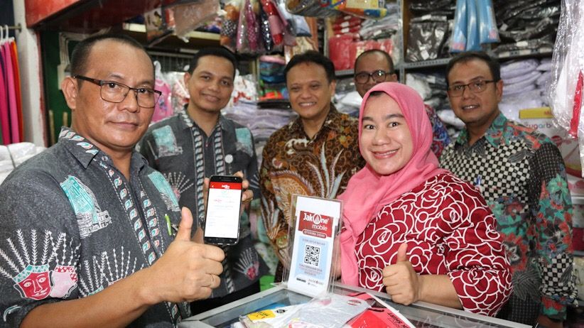 Bank DKI Resmikan Kantor Layanan di Pasar Sunan Giri - Bagian 1