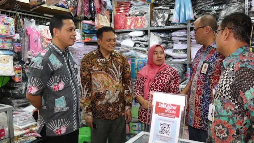 Bank DKI Resmikan Kantor Layanan di Pasar Sunan Giri - Bagian 2