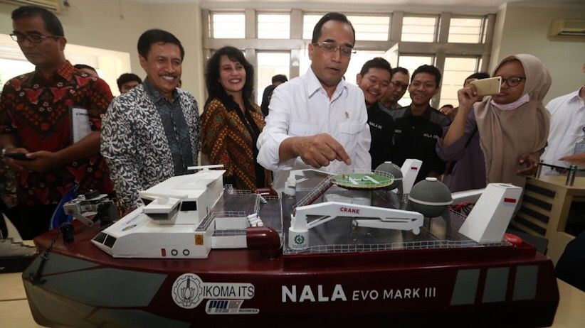 Menhub Kunjungi Pusat Desain dan Rekayasa Kapal Nasional Karya ITS Surabaya - Bagian 1