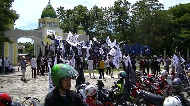 Peserta Reuni 212 dari Kendari Gelar Aksi Damai Sebelum ke Jakarta