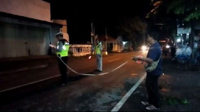 Bus Akas Terobos Lampu Merah dan Tabrak Pemotor di Jember, 1 Tewas