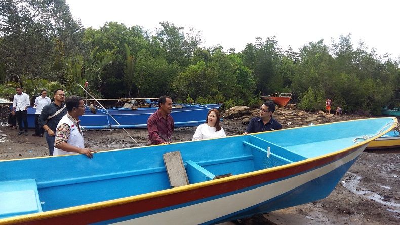 title Lotte Grosir-MNC Peduli Gandeng Baznas Bantu Nelayan di Minahasa Utara Lotte Grosir-MNC Peduli Gandeng Baznas Bantu Nelayan di Minahasa Utara